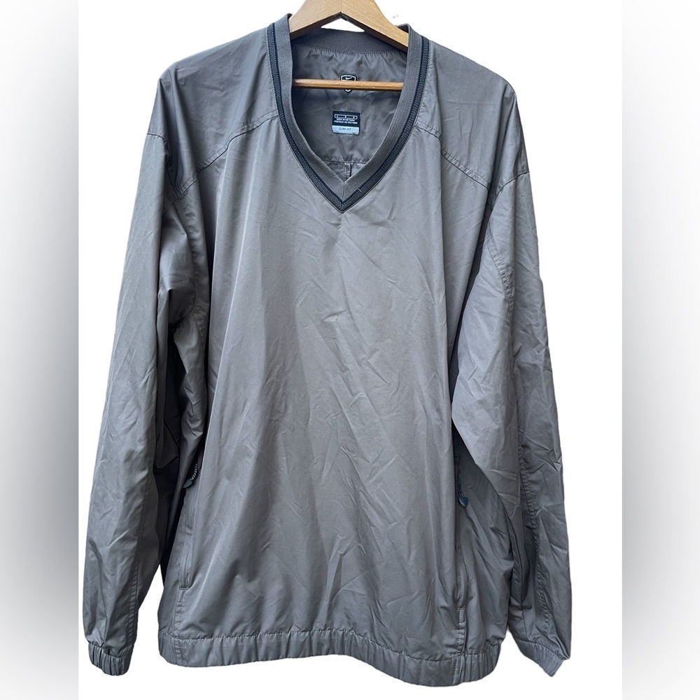 🔥⛳️NIKE GOLF Climafit windbreaker in mocha/black v-neck size L. Zip pockets!